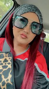 Ivory Ray's Instagram, Twitter & Facebook