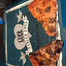 Pizza luce has been serving love fresh out da oven since 1993. Pizza Luce Roseville Reviews Roseville Mn One Bite