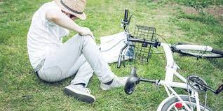 車で自転車をはねてしまった けがはない と言われたら立ち去ってもいい 自転車 警察 転倒