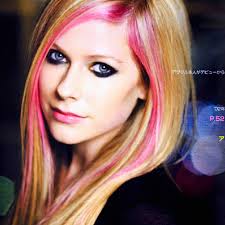 Avril Lavigne Pink Hair Hair Styles Avril Lavingne Avril Lavigne