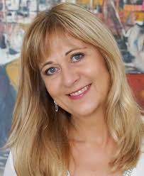 Eva HUBERT (EDB Comm)