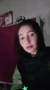 Pakistani Pilot Miss Fozia