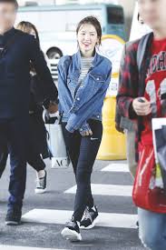 Wendy Red Velvet Airport Fashion