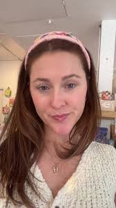 Josie Holloway's Instagram, Twitter & Facebook