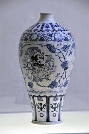 Lei Xue Mickey Mouse Vase In The Traditional Style Of Ming Dynasty Porcelain Art Design Vase Traditional Style