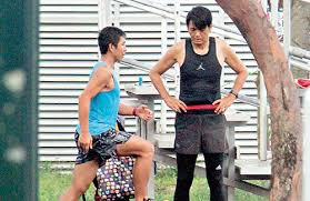 Viimeisimmät twiitit käyttäjältä chow yun fat (@21cdmb). Chow Yun Fat Engages Famous Running Coach For Daily Training Jaynestars Com