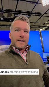 Ryan Hanrahan's Instagram, Twitter & Facebook