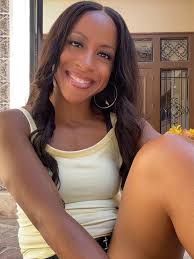 Tomorrow!!! Come dance with me under the umbrellas. 😀⛱️ 🔥 Line Dance  Fitness Class 🔥 🗓 Tuesday, August 5