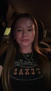 hailey (@hailey.ivey)