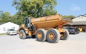 Case 330 Off-Highway Truck