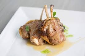 Fin dall'epoca greca iniziarono a diffondersi le prime notizie scritte sulla cucina siciliana. Ricetta Del Coniglio Arrosto Alla Bergamasca Prodotti Bergamaschi