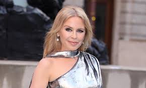 Kylie minogue is 52 years, 3 months, 28 days old. Kylie Minogue Nails Futuristic Fashion In Amazing Silver Dress Hello