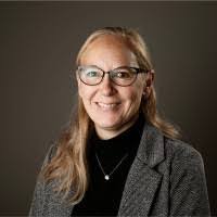 Marianne Holt's Instagram, Twitter & Facebook