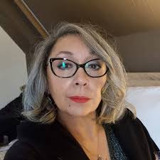 Stella Codona (@mykonosblue_) • Threads, Say more