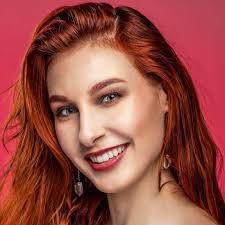 Lacey Kerr's Instagram, Twitter & Facebook