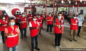 Ahli jawatankuasa (ajk) persatuan bulan sabit merah malaysia (pbsm) daerah klang membuat keputusan untuk menghentikan perkhidmatan ambulans persatuan itu berkuat kuasa hari ini. Malaysiakini Pbsm Daerah Klang Gigih Hulurkan Bantuan