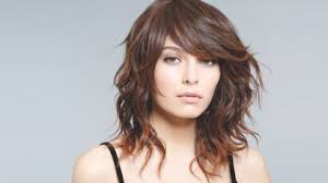 May 29, 2019 · sur cheveux fins, le dégradé apportera de la matière mais il doit rester subtil afin de ne pas trop affiner le cheveu. Quelle Est La Difference Entre Un Degrade Et Une Coupe Effilee Femme Actuelle Le Mag