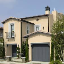 Satin Enamel Exterior Paint Primer