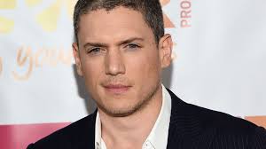 Публикация от wentworth miller (@officialwentworthmiller) 17 окт 2020 в 3:07 pdt. Plotzlich Bierbauch Was Ist Mit Prison Break Star Los Promiflash De