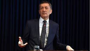 Ziya selçuk, cumhurbaşkanlığı hükümet sisteminin ilk milli eğitim bakanı unvanına sahip olan isim oldu. Bakan Selcuk Acikladi Okullarda Egitim 2 Temmuz A Dek Surecek Ntv