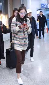 杨幂手机不离手、王俊凯护粉、热巴话痨。。。橘子君为你揭秘