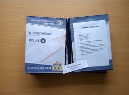 Pengertian puisi unsur unsur ciri jenis struktur dan kaidah. Buku Bahasa Indonesia Smp Kelas 8 Kurikulum 2013