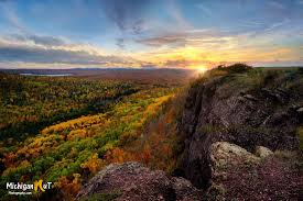 Brockway Mountain Autumn Sunset Keweenaw Peninsula Michigan Nature Upper Peninsula Michigan Keweenaw Peninsula