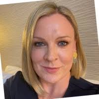 Carolyn Carruthers's Instagram, Twitter & Facebook