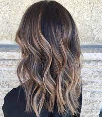 welche strahnchen arten gibt es 6 techniken die dein haar veredeln brunette haare mit strahnen strahnchen haare haare balayage