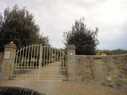 Se è la posizione quello che più conta a castiglion fiorentino, casa portagioia tuscany bed and breakfast è sicuramente la struttura ideale. Casa Potagioia Gates Picture Of Casa Portagioia Tuscany Bed And Breakfast Castiglion Fiorentino Tripadvisor