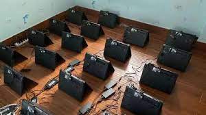 Continuing to run a laptop 24/7 mining can lead to overheating and eventually cause your notebook even to fail if left neglected. Miningwahn Nimmt Kein Ende Farm Mit Hunderten Gaming Laptops Entdeckt
