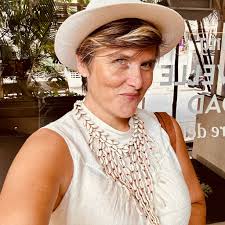 Any male midwifery in these platform say hi