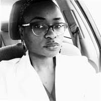 Robyn Higgins's Instagram, Twitter & Facebook