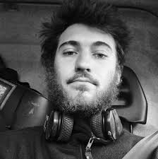 Can anybody add door speakers to Moto armor doors