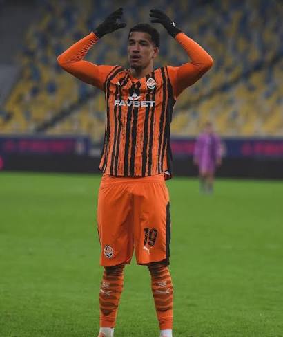 😬 Kau&atilde; Elias, ex-atacante do Fluminense e atualmente no Shakhtar Donetsk, sobre um poss&iacute;vel interesse do Flamengo: &ldquo;Sou muito grato ao Fluminense por tudo que fez por mim, e tamb&eacute;m sou profissional.