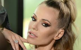 We did not find results for: Doda Wyprodukuje Film O Dziewczynach Z Dubaju Bedzie Skandal Gwiazdy Maxxx News Rmf Maxxx