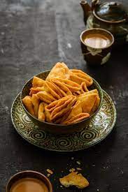 Parti Mathri Indian Dry Snack Recipe Crispy Crunchy Food Photography Fotografi Makanan Makanan