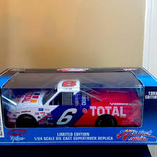 The season began on february 5, 1995, and ended on october 28. Craftsman 1995 Nascar No 24 Super Truck Series 1 64 Scale Die Cast Truck Replica Diecast Toy Vehicles Contemporary Manufacture