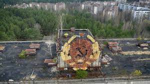 Jul 17, 2021 · chernobyl was chosen as the site of ukraine's first nuclear power plant in 1972, located 15 kilometres (9 mi) north of the city, which opened in 1977. 35 Years Since Its Nuclear Disaster Chernobyl Prepares For Tourist Influx Euronews