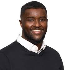 Hej, Jag och mitt team på Universal Music har varit med och slagit ett  svenskt rekord på TikTok!! Och stort eloge till externa partners för att ni  pushat och fortsätter pusha COMMANDO