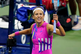 Victoria azarenka bio, net worth, son, age, husband, & height. Victoria Azarenka Fights Back To Beat Serena Williams And Reach Us Open Final Aktuelle Boulevard Nachrichten Und Fotogalerien Zu Stars Sternchen