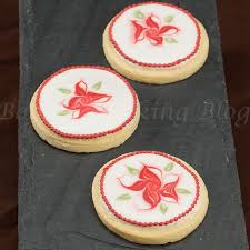 Wet On Wet Royal Icing Poinsettia Tutorial Glasur Techniken Zuckerplatzchen Dekorieren Lebkuchen Verzieren