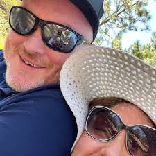 Sandpoint Police en route to a report of two males slumped over and appear  to be passed out in a vehicle at Gas-N-Go at 5th & Larch. Medical staging  in the area. #