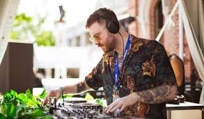 Oliver Wickham's Cinematic Debut EP