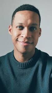 Alex Skinner's Instagram, Twitter & Facebook