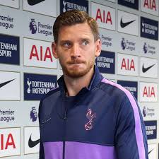 Durante l'esperienza del marito in inghilterra. Christian Eriksen Did Give Jan Vertonghen A Black Eye During Tottenham Training Mirror Online