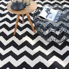 o5 vloerkleed zigzag 170 x 230 loods 5 vloerkleed zwart wit tapijt tapijt