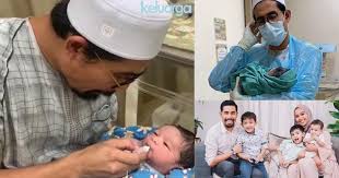 Aku anak dari keluarga yang berkecukupan. Kongsi Cara Tahnik Anak Ustaz Don Luah Syukur Timang Cahaya Mata Ke Empat Tarikh Lahir Sama Anak Ketiga Keluarga