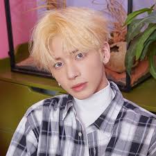 Maybe you would like to learn more about one of these? 18 Gaya Rambut Belah Tengah Korea Yang Lagi Ngetrend