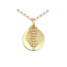 Ce philosophe et écrivain de renom s'intéresse au sens du travail et nous propose une réflexion. Medaille Or Porte Bonheur Bijou Fabrique Par Tirage A La Cire Perdue